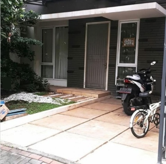 Rumah dijual di cluster America Kota Wisata Jawa Barat 